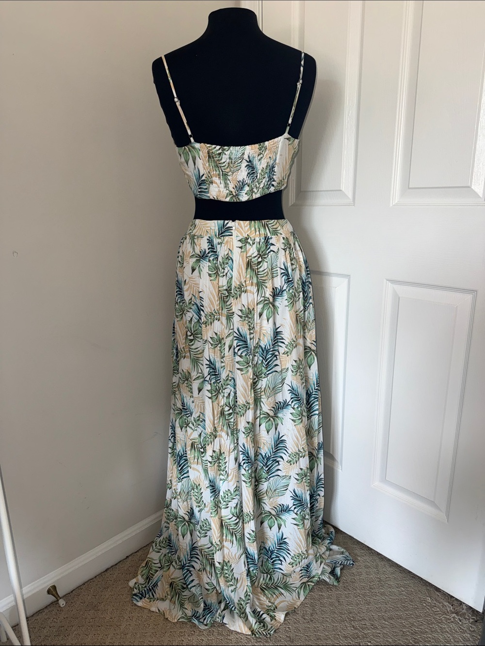 Windsor Tropical Print Two-Piece Set in Teal & Cream - Picture 6 of 9